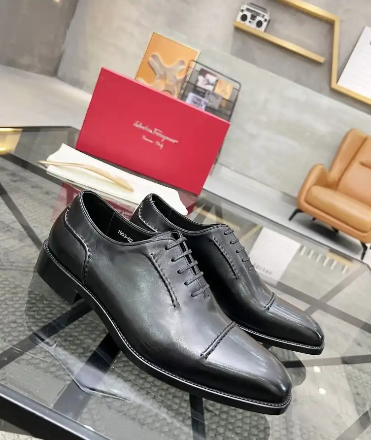 hype Ferragamo Leather Shoes