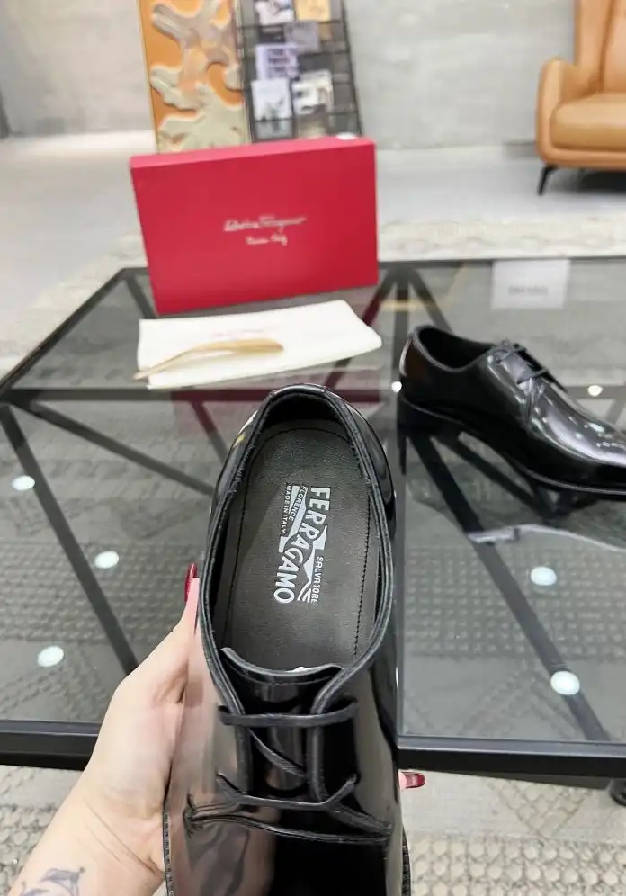 hype Ferragamo Leather Shoes