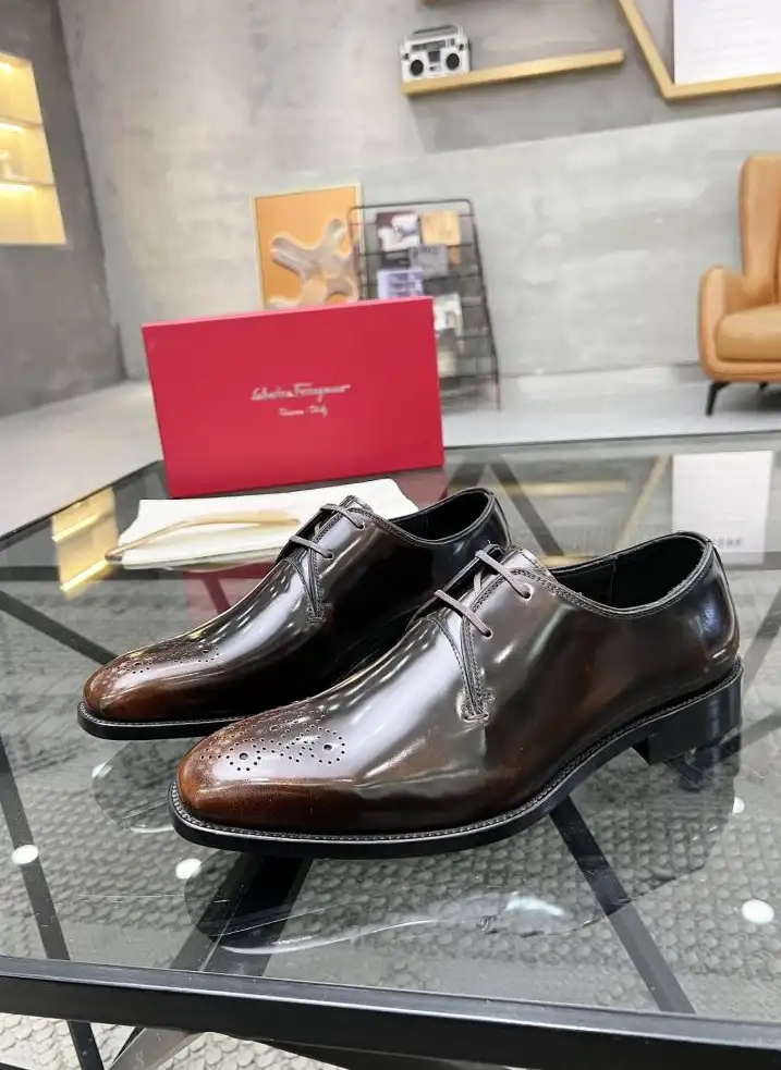 hype Ferragamo Leather Shoes