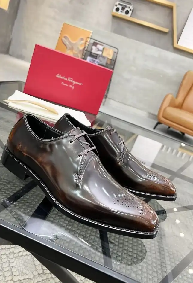 hype Ferragamo Leather Shoes