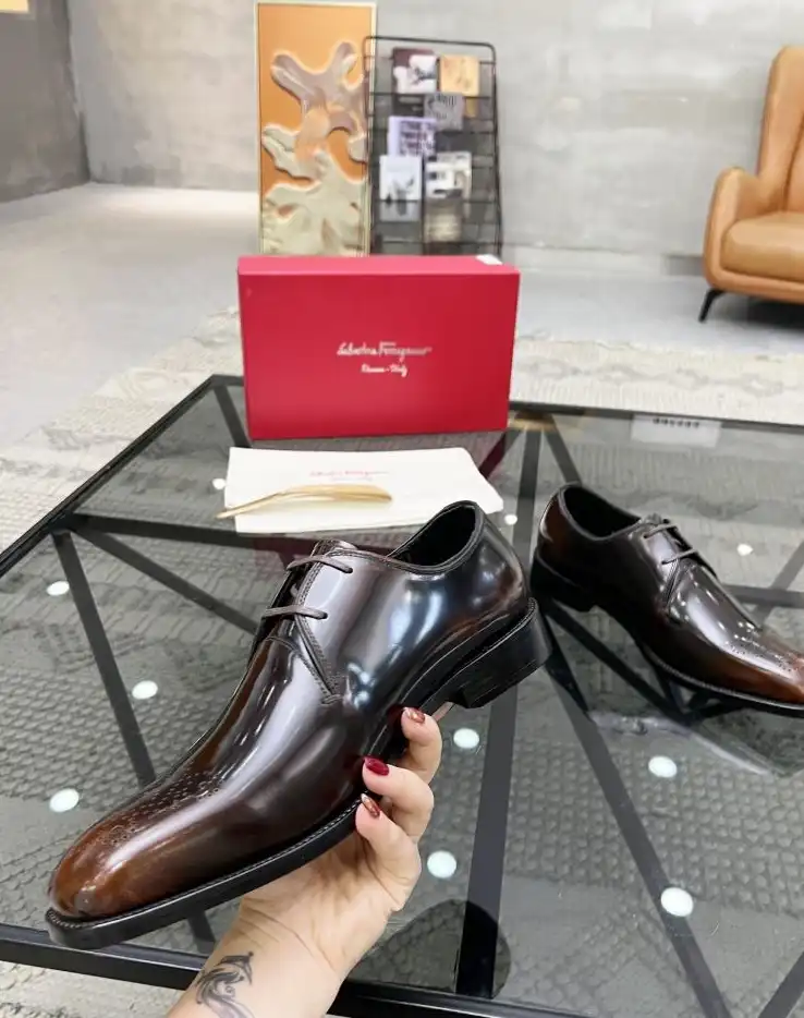 hype Ferragamo Leather Shoes