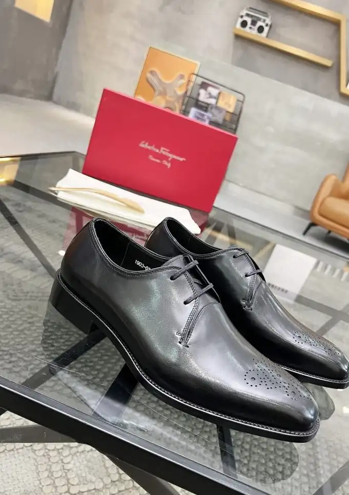 hype Ferragamo Leather Shoes