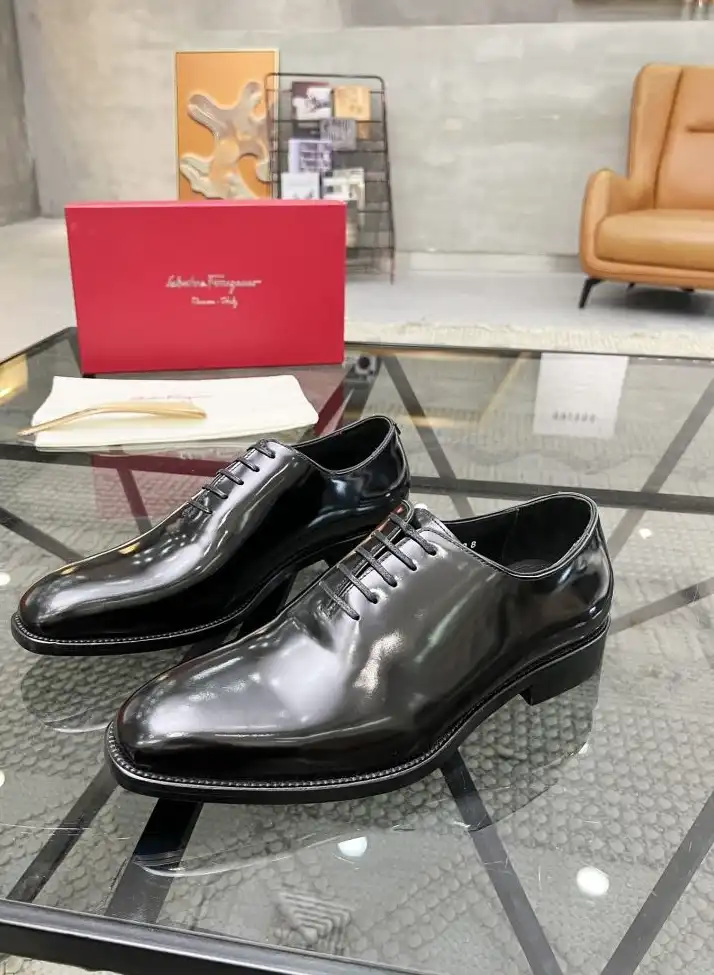 hype Ferragamo Leather Shoes