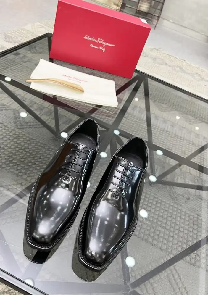 hype Ferragamo Leather Shoes