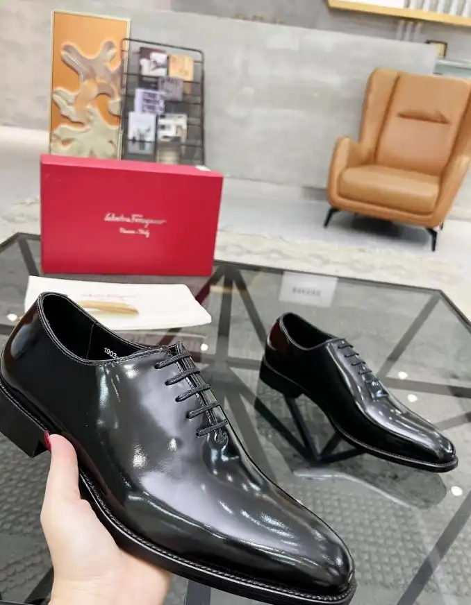 hype Ferragamo Leather Shoes