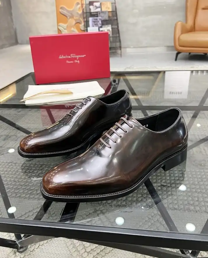 hype Ferragamo Leather Shoes