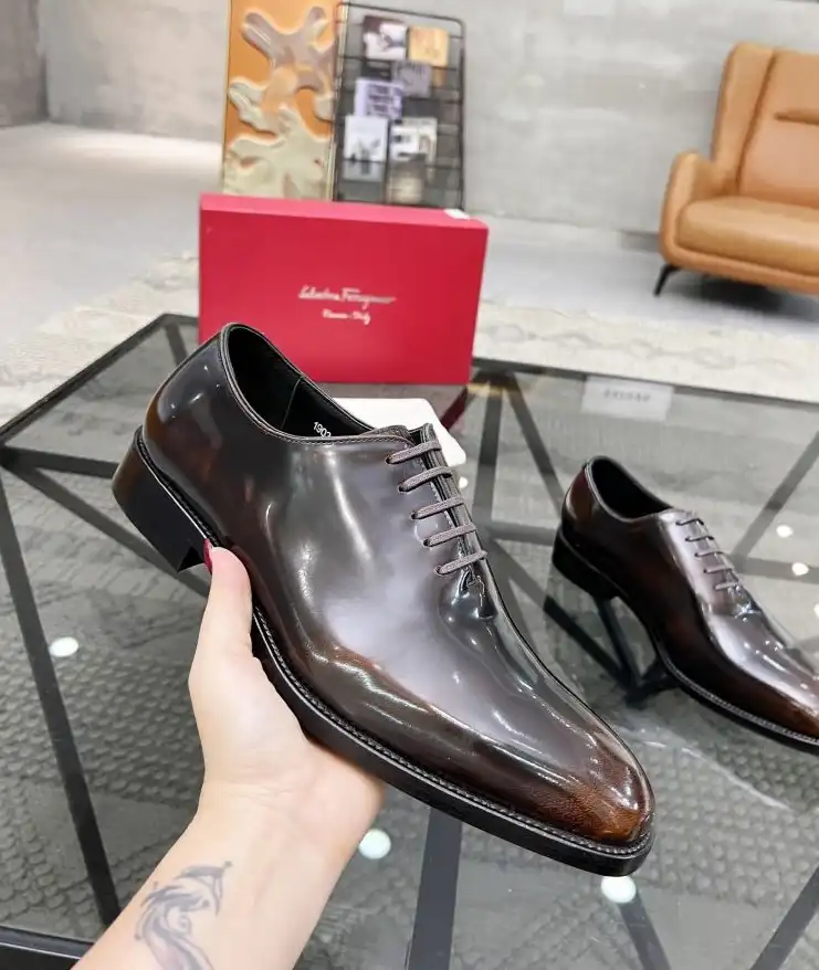 hype Ferragamo Leather Shoes