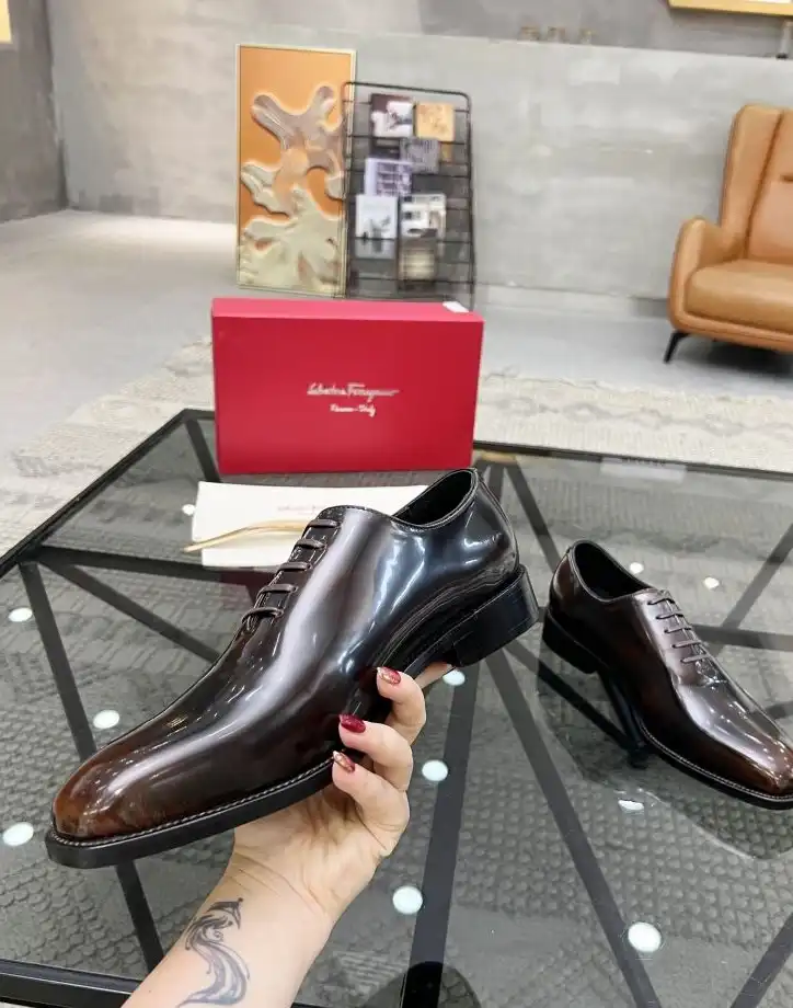 hype Ferragamo Leather Shoes