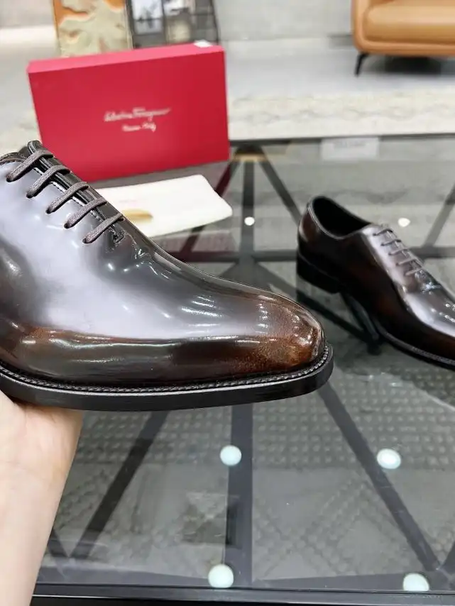 hype Ferragamo Leather Shoes