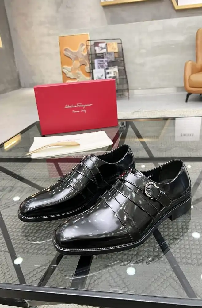 hype Ferragamo Leather Shoes