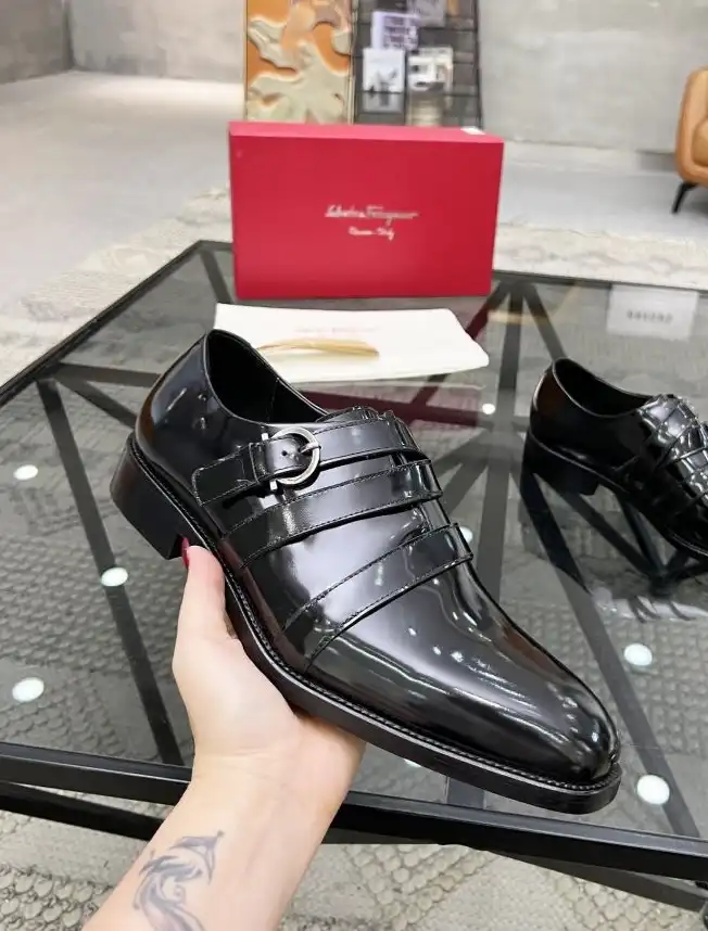 hype Ferragamo Leather Shoes