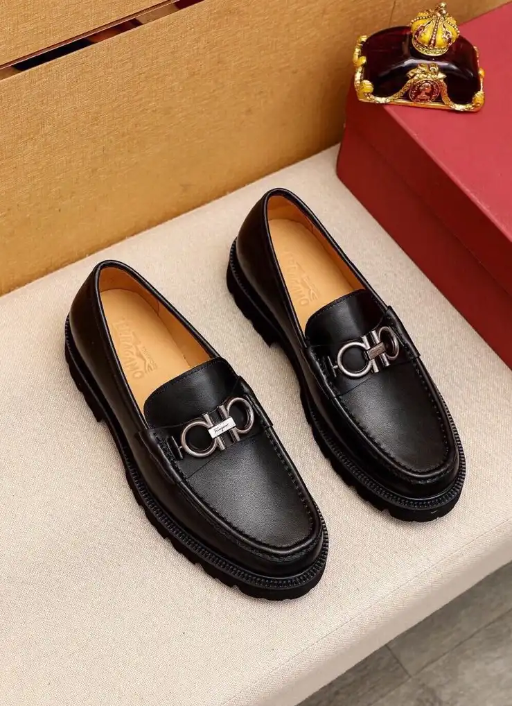 hype Ferragamo Leather Shoes