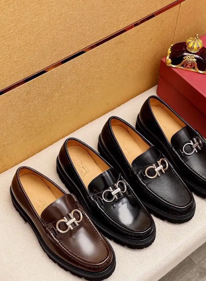 hype Ferragamo Leather Shoes