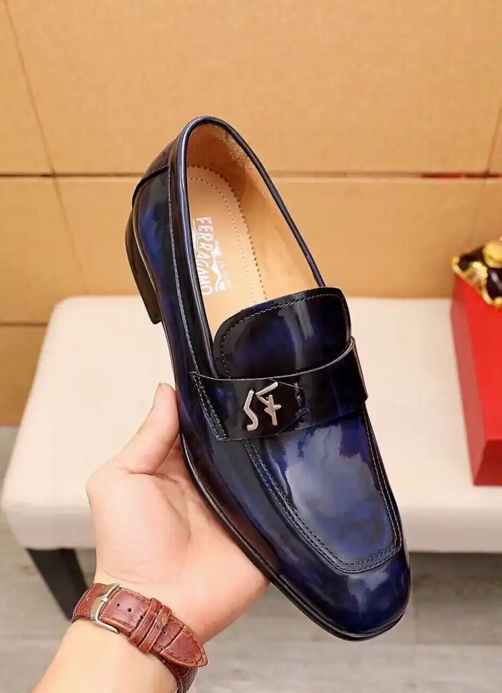 hype Ferragamo Leather Shoes