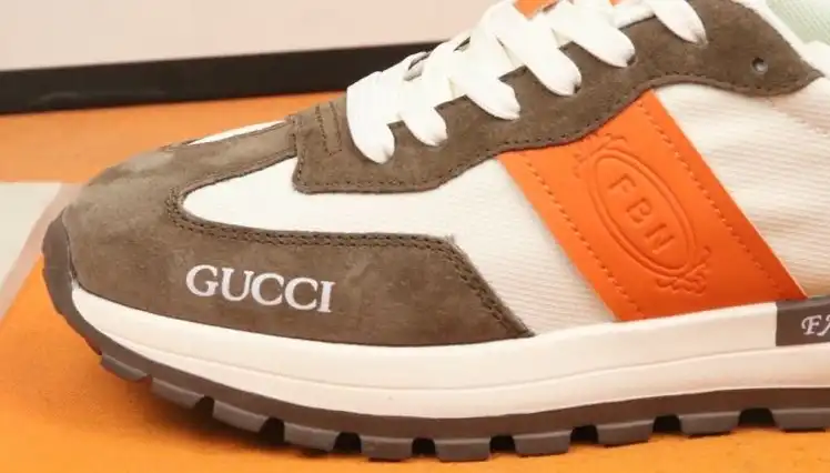 hype Gucci Sneakers