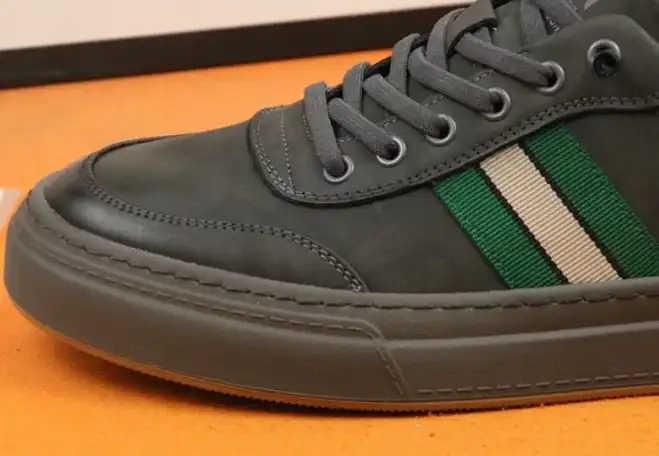 hype Gucci Sneakers