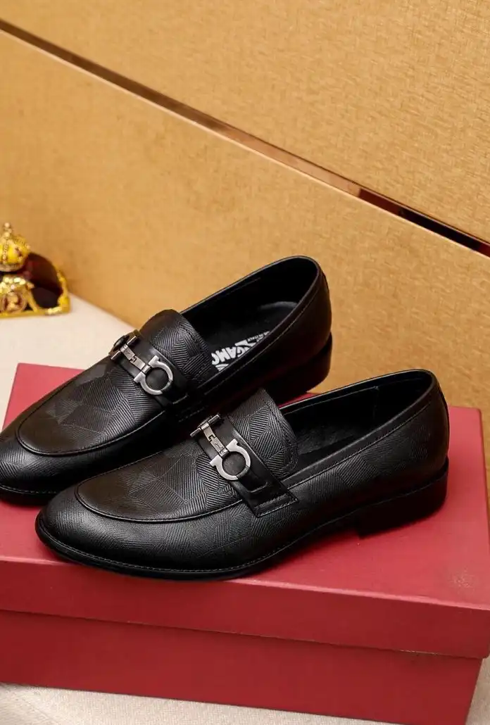 hype Ferragamo Leather Shoes