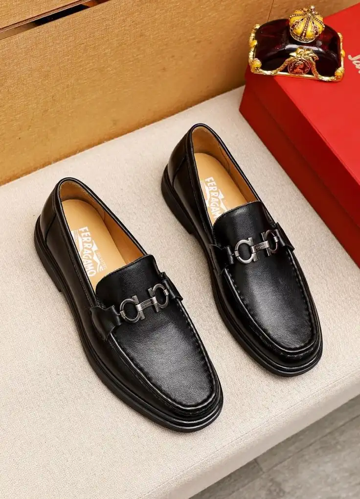 hype Ferragamo Leather Shoes