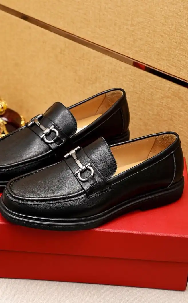 hype Ferragamo Leather Shoes