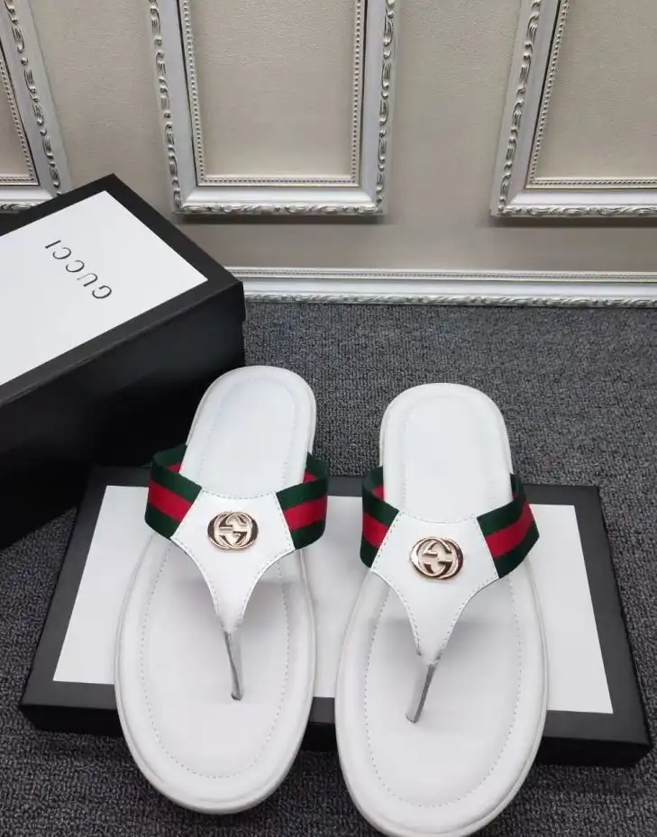 hype Gucci Slippers