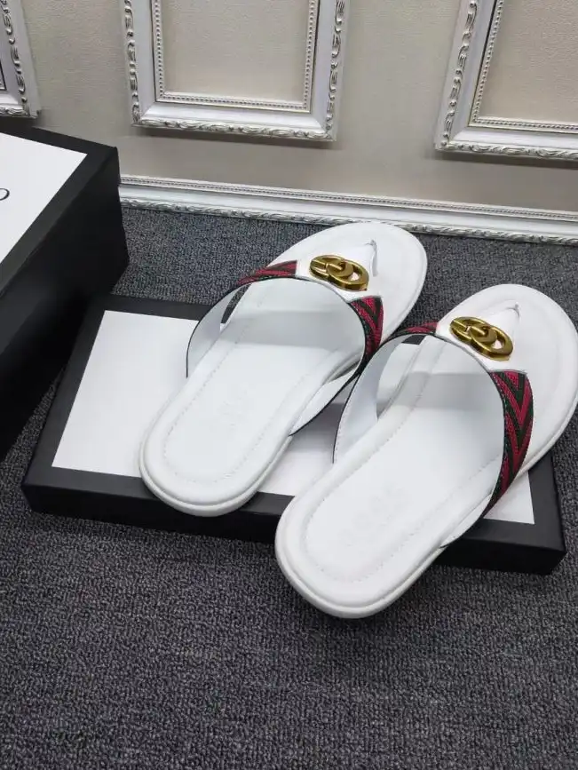 hype Gucci Slippers