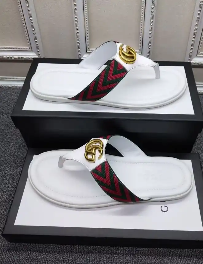 hype Gucci Slippers