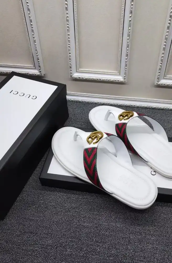 hype Gucci Slippers