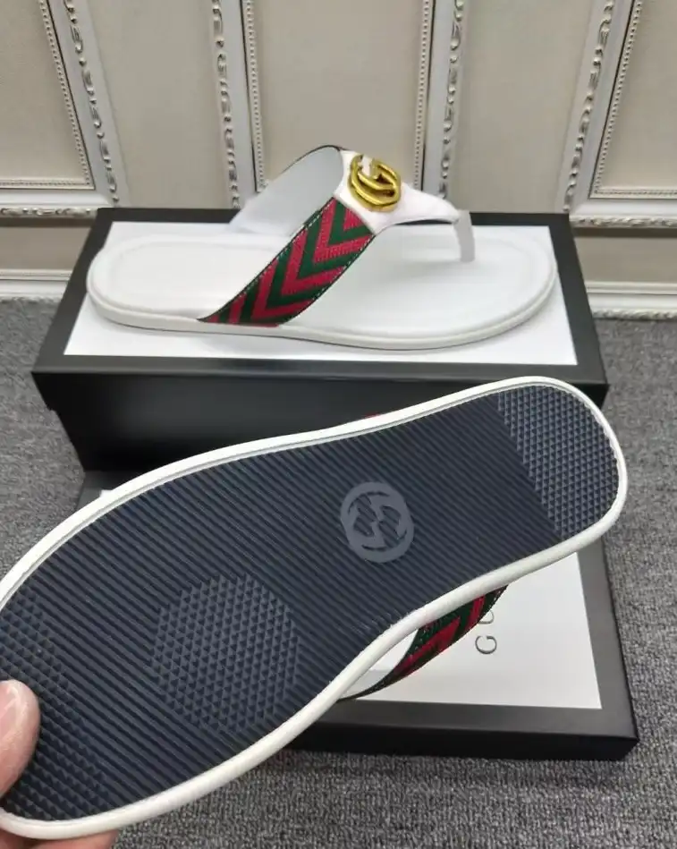 hype Gucci Slippers