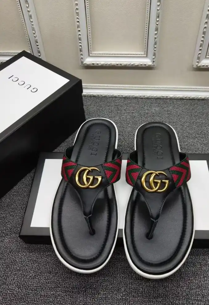 hype Gucci Slippers