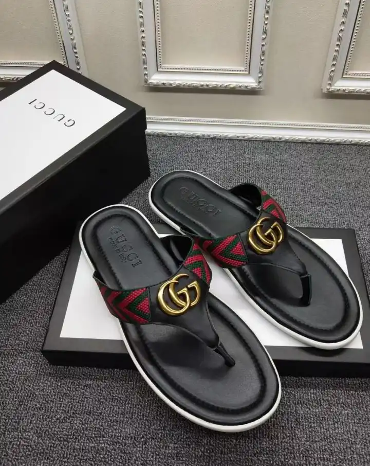 hype Gucci Slippers