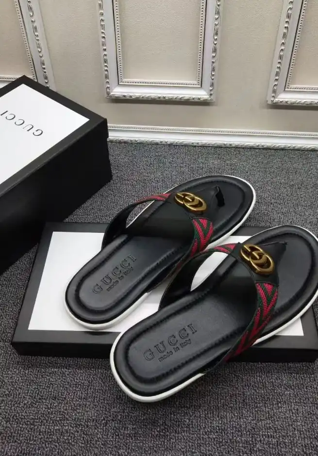 hype Gucci Slippers