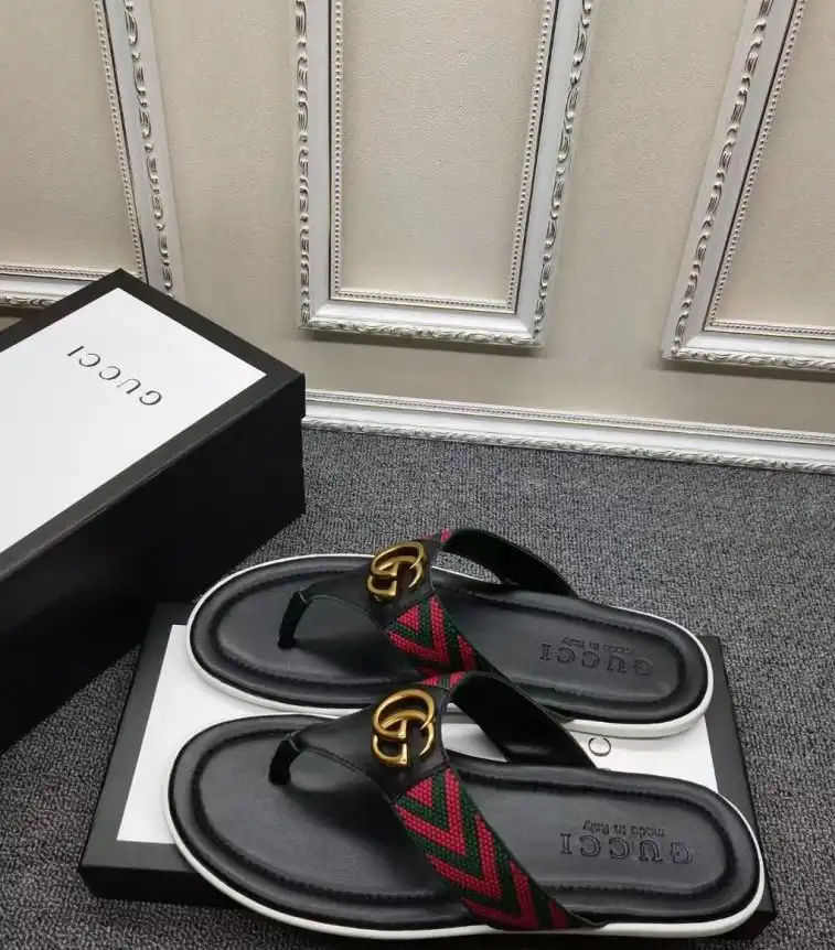 hype Gucci Slippers