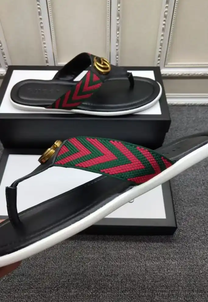 hype Gucci Slippers