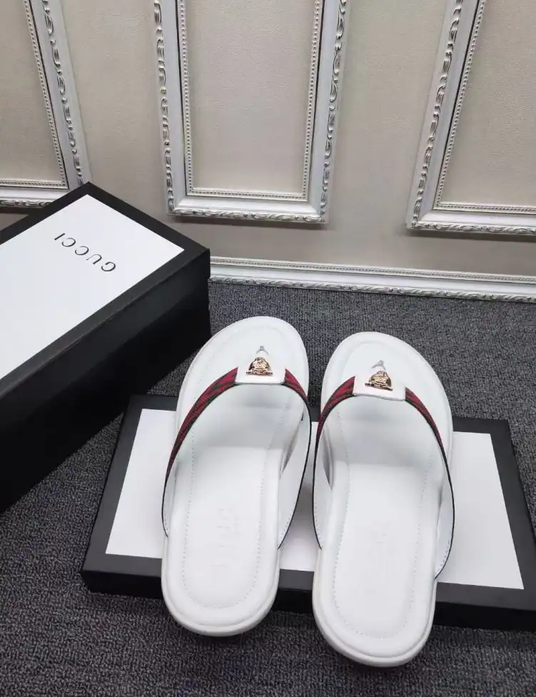 hype Gucci Slippers