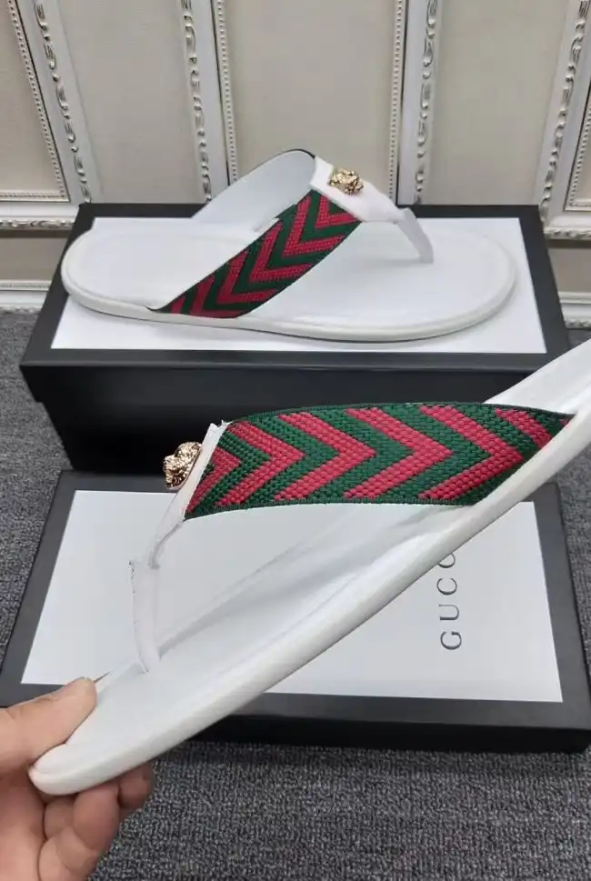 hype Gucci Slippers