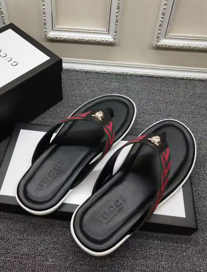 hype Gucci Slippers