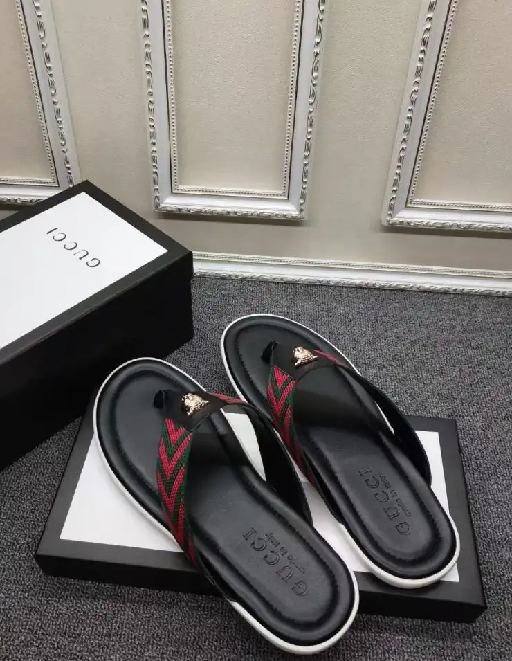 hype Gucci Slippers