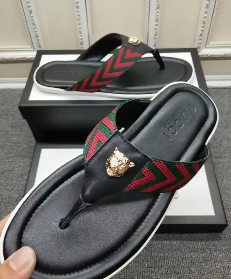 hype Gucci Slippers