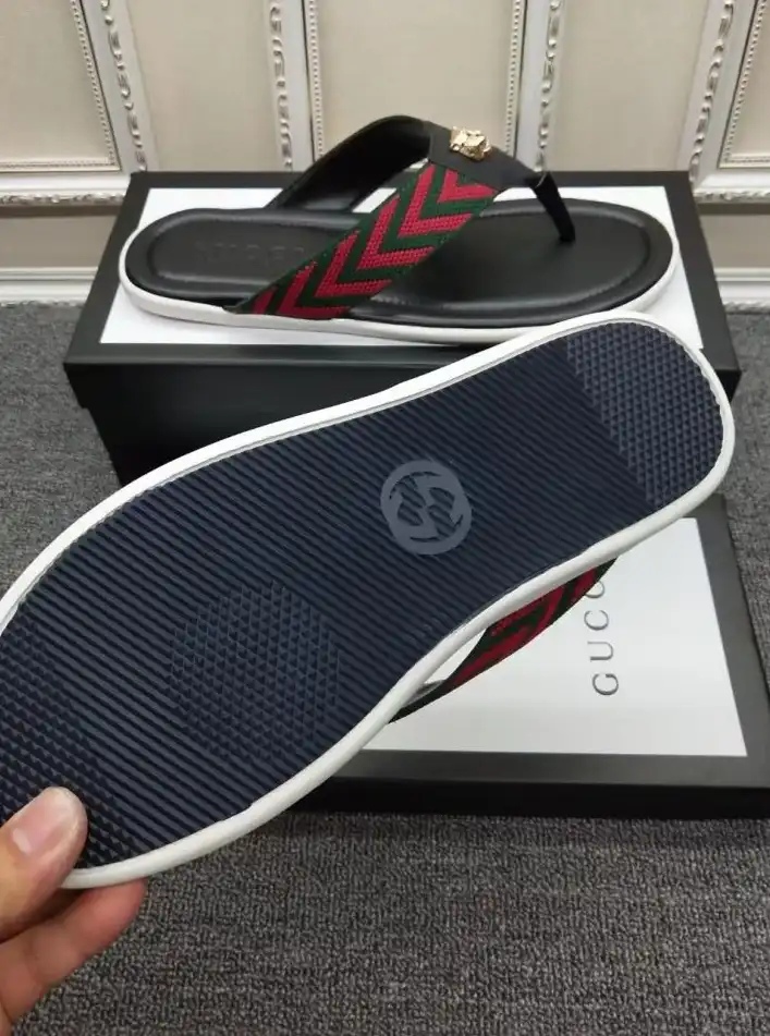 hype Gucci Slippers