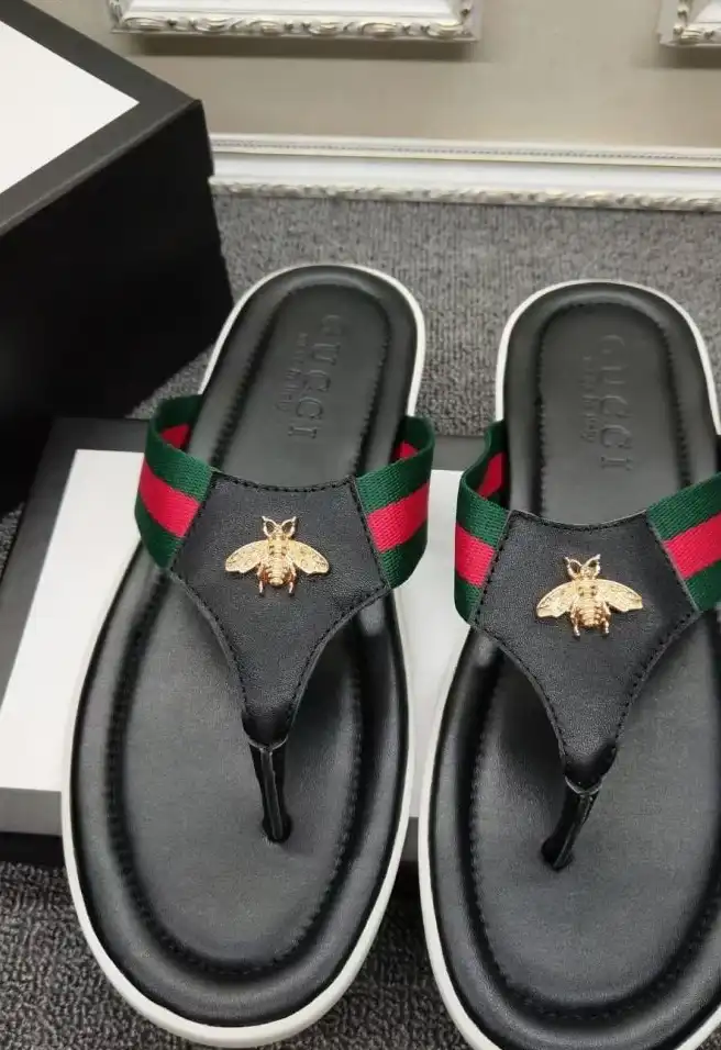 hype Gucci Slippers