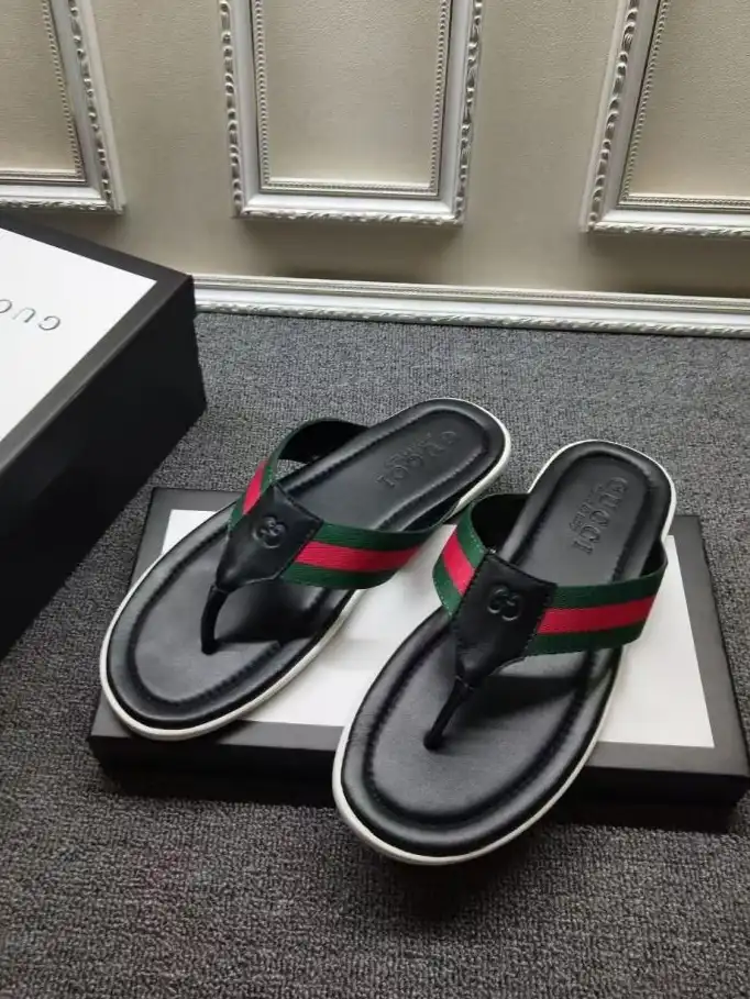 hype Gucci Slippers