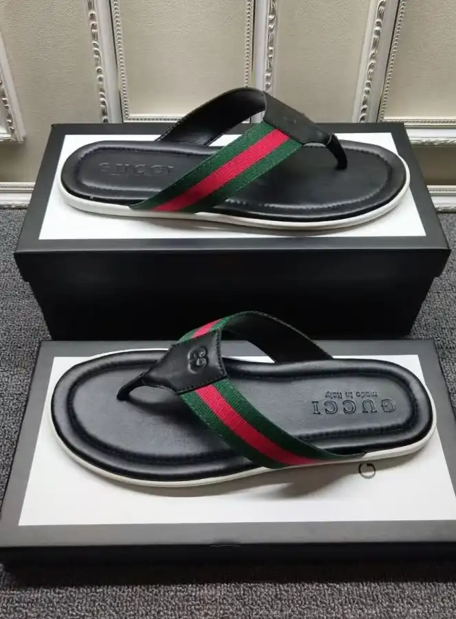 hype Gucci Slippers