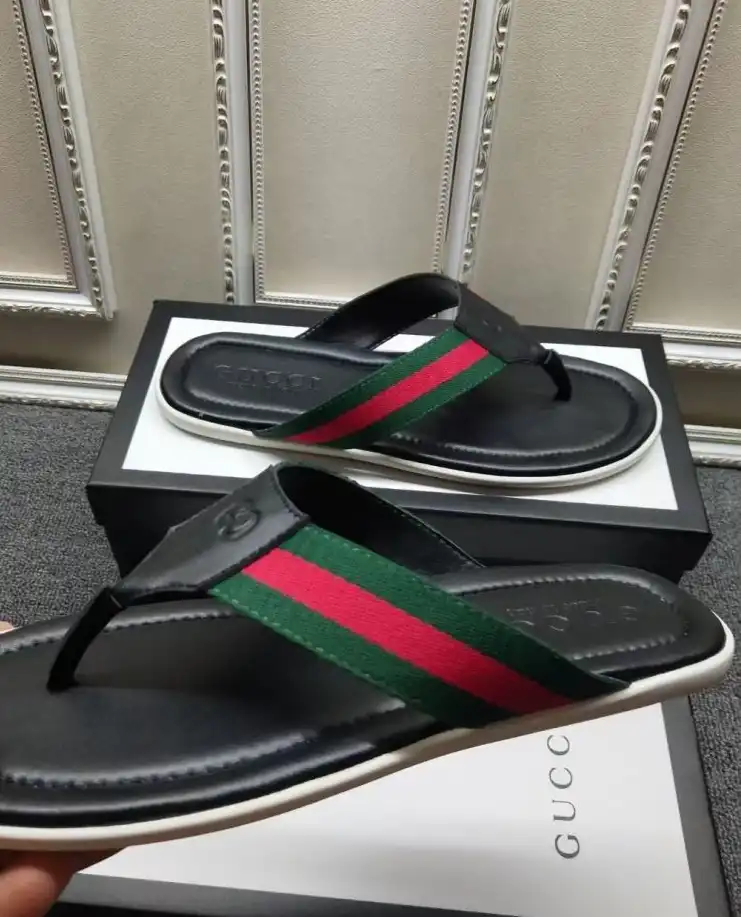 hype Gucci Slippers