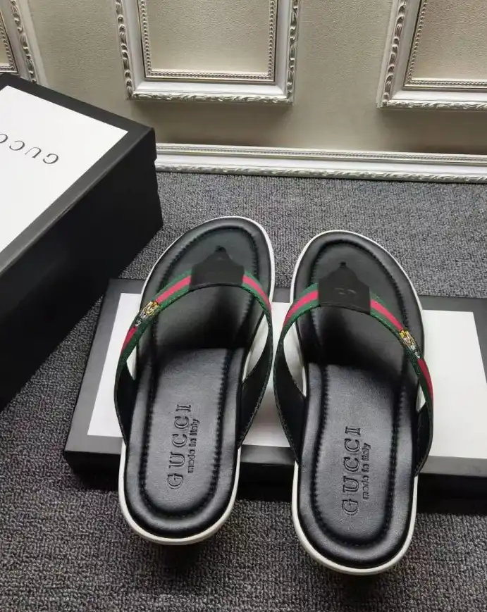 hype Gucci Slippers