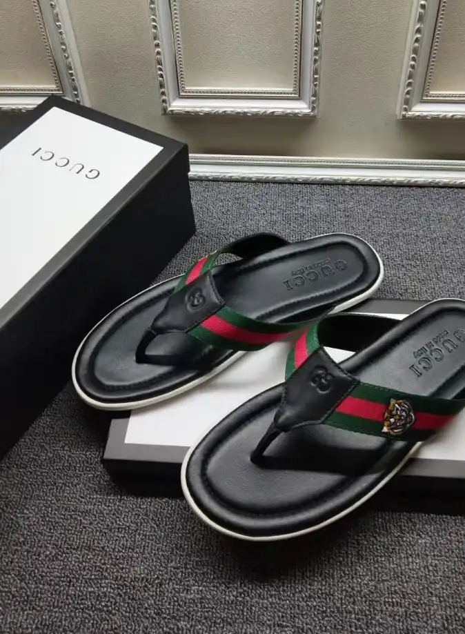 hype Gucci Slippers