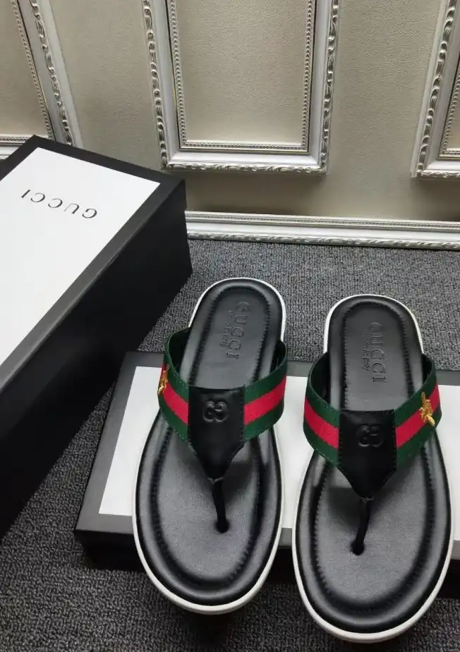 hype Gucci Slippers