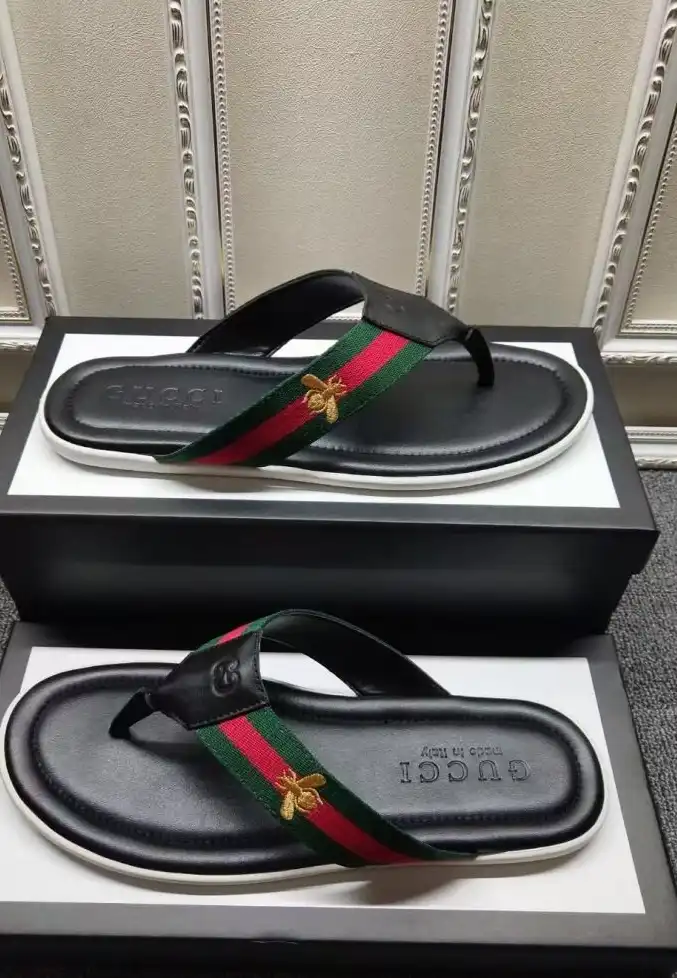 hype Gucci Slippers