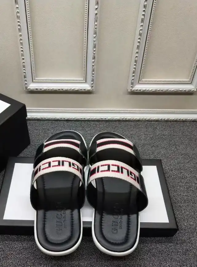 hype Gucci Slippers