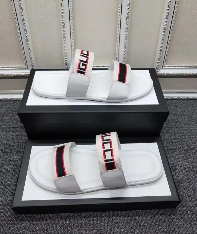 hype Gucci Slippers