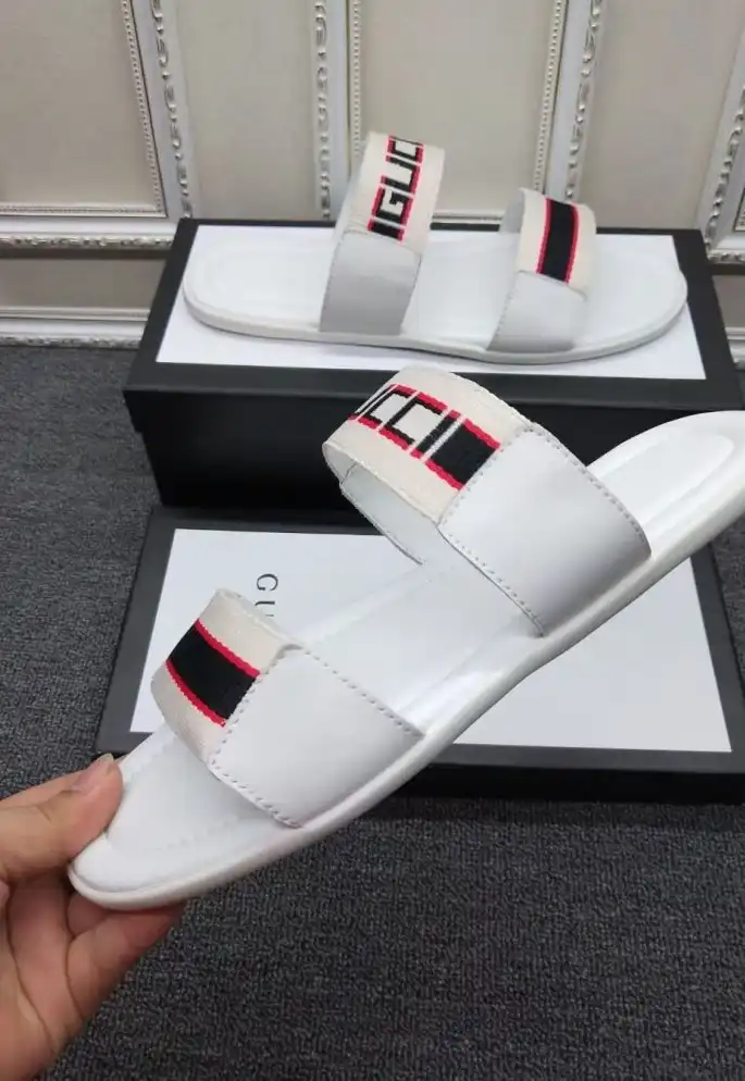 hype Gucci Slippers